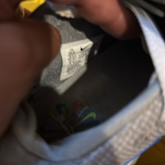 Lebron 17 Low Mens Nikes Size 10.5 - Picture 6 of 8